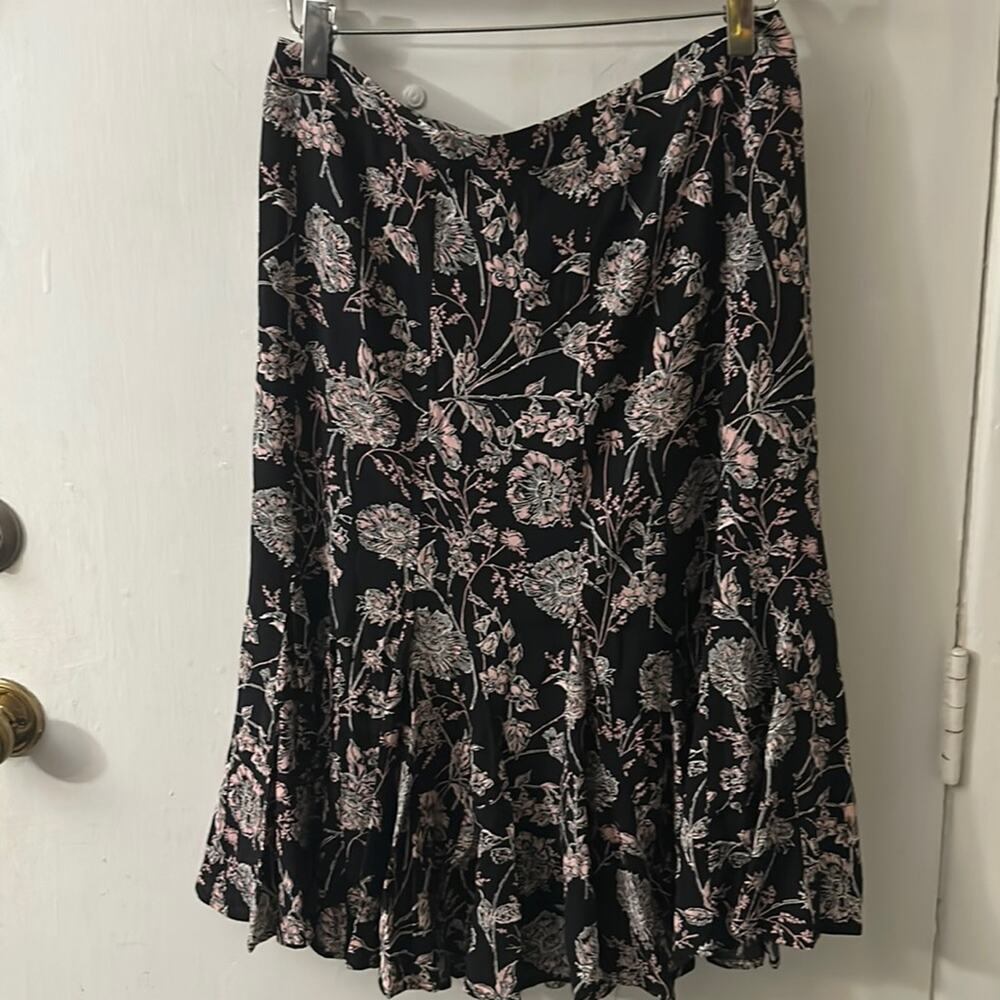 Talbots Fit & Flare Skirt 6 Black/Pink Floral Flowy Cottagecore Feminine Boho